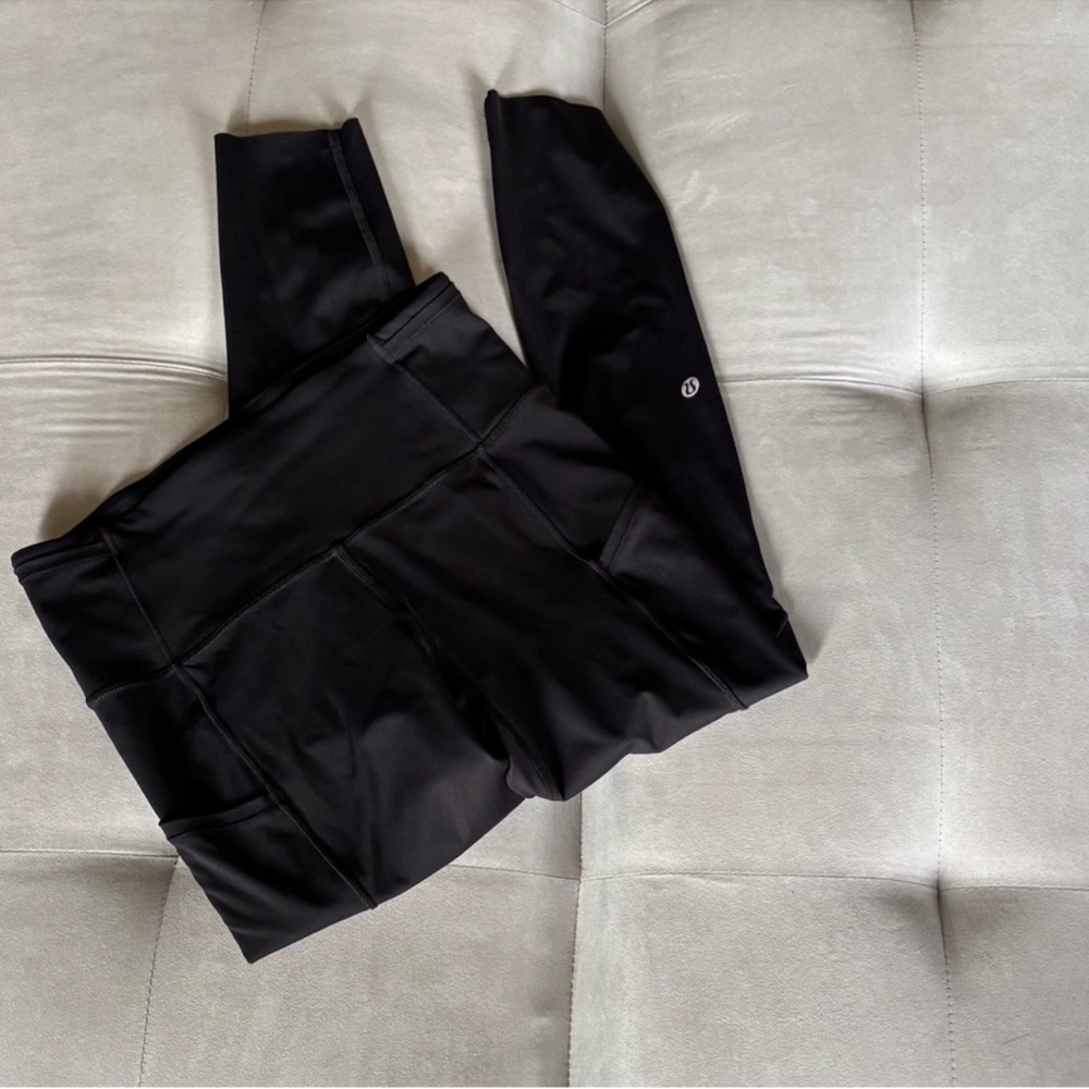 Lululemon Fast and Free 25” Tight Black Size 12 - Picture 8 of 9